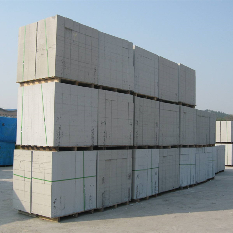 大连宁波台州金华厂家：加气砼砌块墙与粘土砖墙造价比照分析